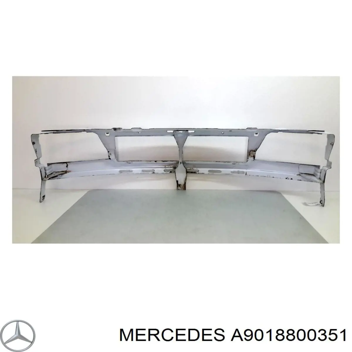 Compre A9018800351 Mercedes Suporte do radiador montado (painel de montagem de fixação das luzes)