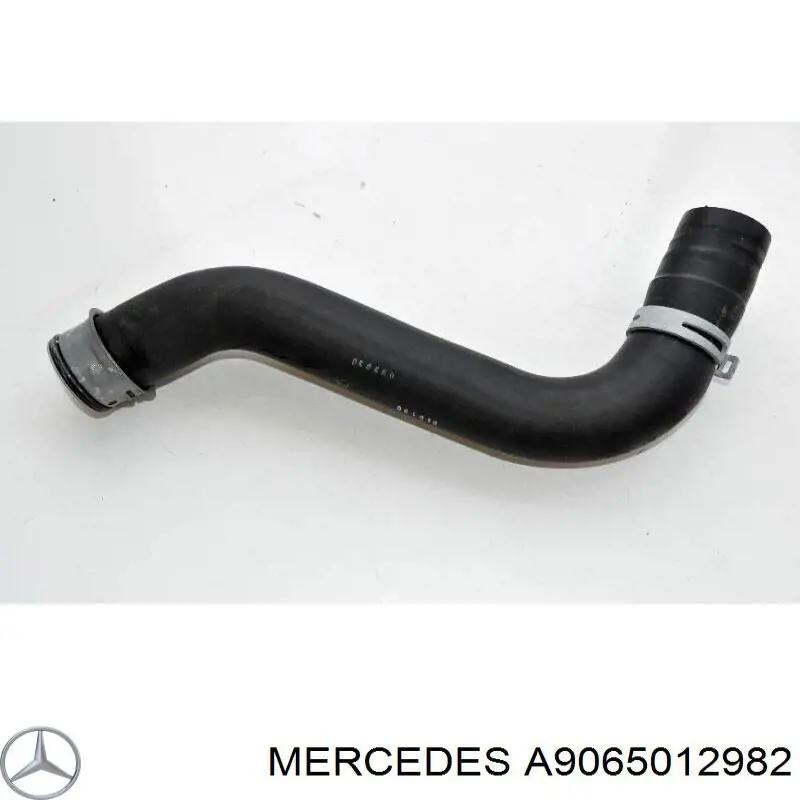 Mangueira (cano derivado) do radiador de esfriamento superior Mercedes A9065012982 preço, a partir de 24,26 USD
