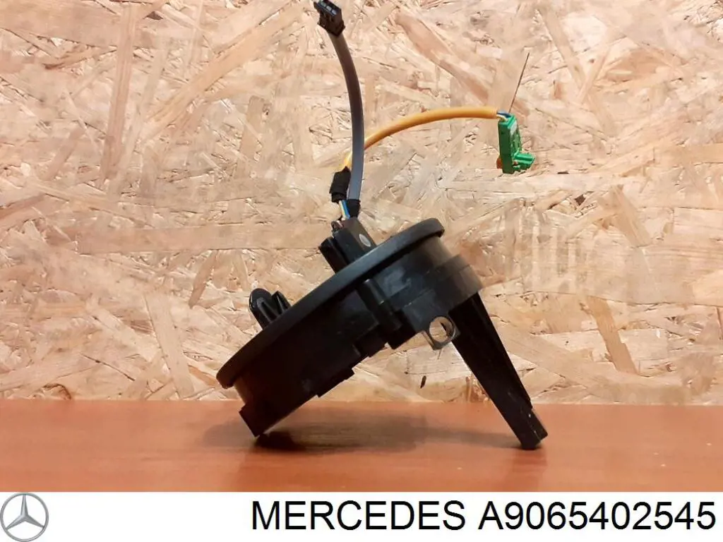 Compre A9065402545 Mercedes Comutador instalado na coluna da direção, montado