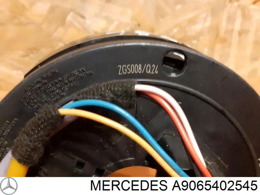 A9065402545 Mercedes Comutador instalado na coluna da direção, montado