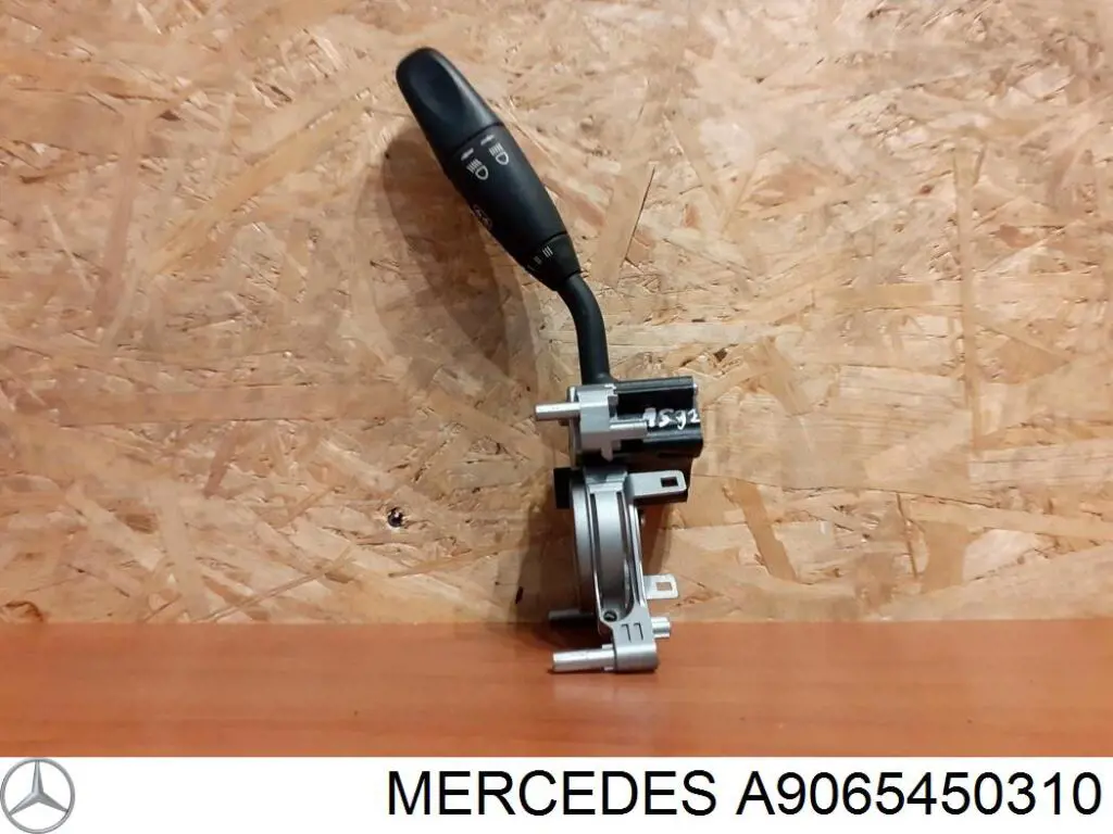 A9065450310 Mercedes Comutador esquerdo instalado na coluna da direção