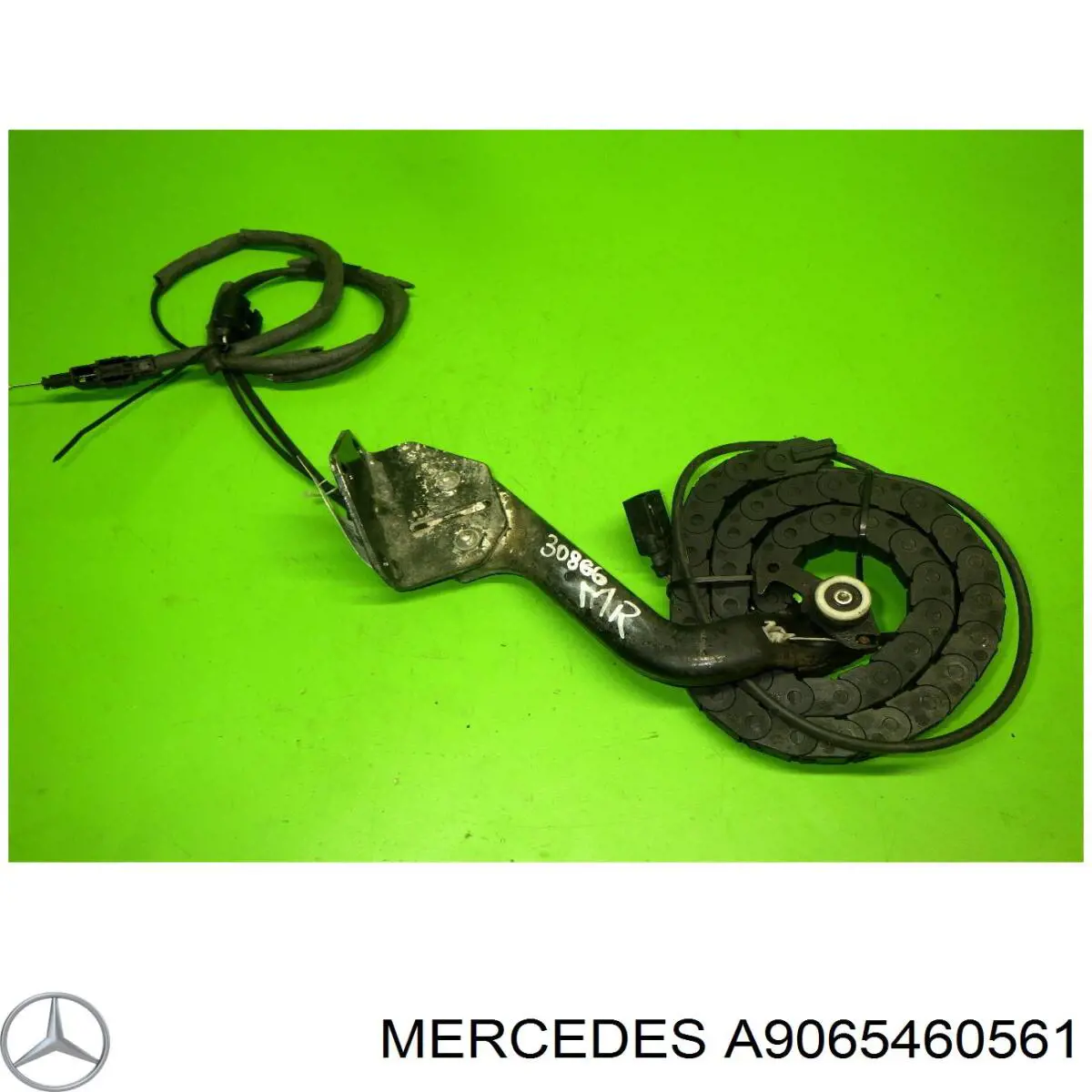 Carril inferior direito de guia da porta deslizante Mercedes A9065460561 preço, a partir de 36,10 USD