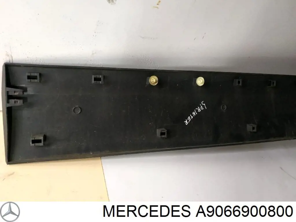 A9066900800 Mercedes Moldura da porta lateral (deslizante)
