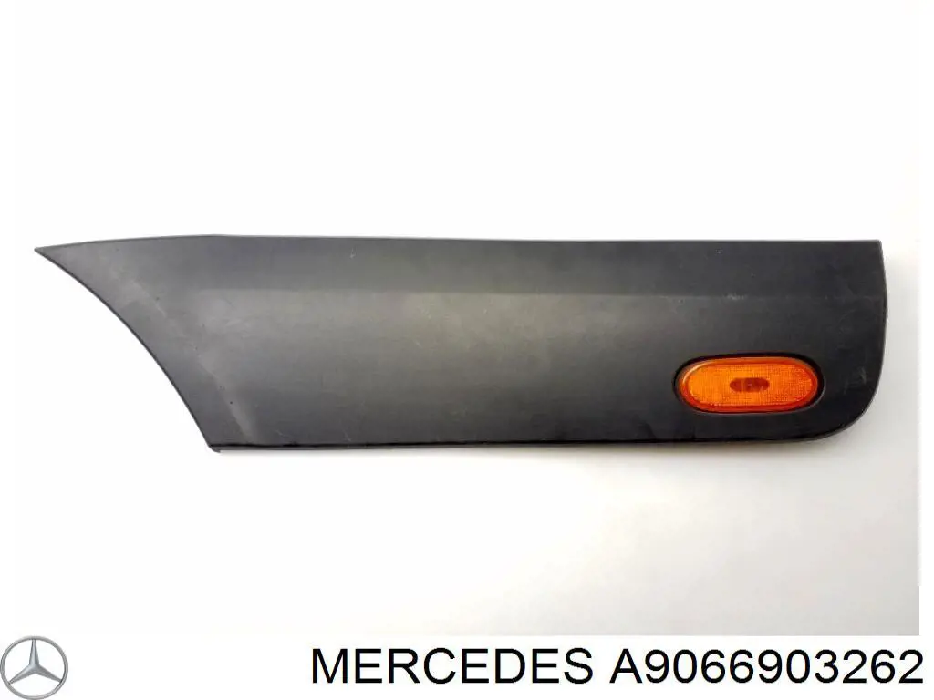 A9066903262 Mercedes Moldura do pára-lama traseiro esquerdo