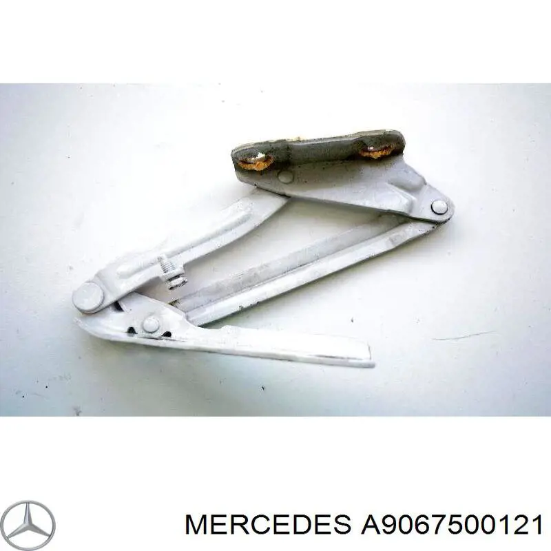 Compre A9067500121 Mercedes Gozno da capota direito