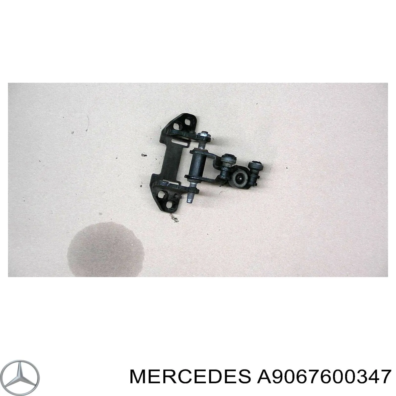 Rolo direito central da porta lateral (deslizante) Mercedes A9067600347 preço, a partir de 66,40 USD