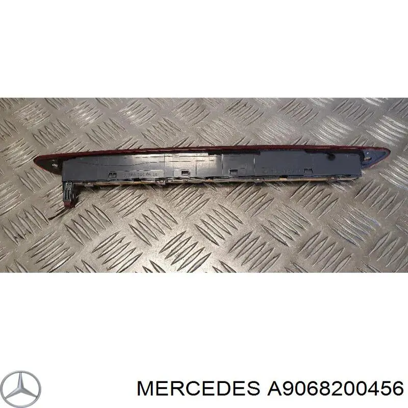 Sinal de parada traseiro adicional Mercedes A9068200456 preço, a partir de 51,08 USD