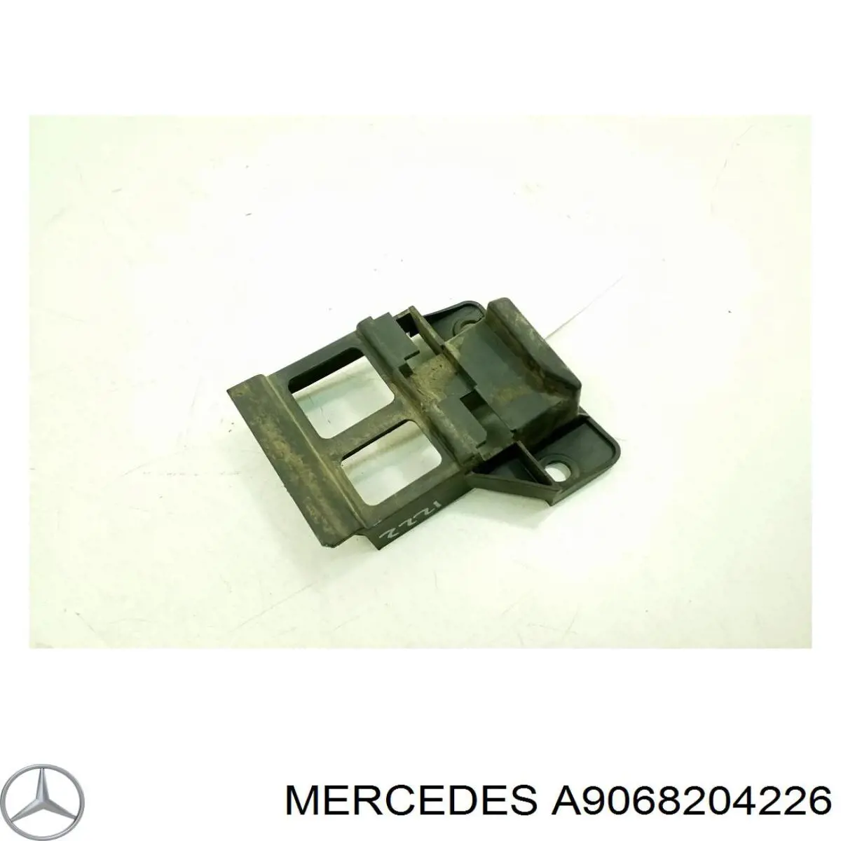 A9068204226 Mercedes 