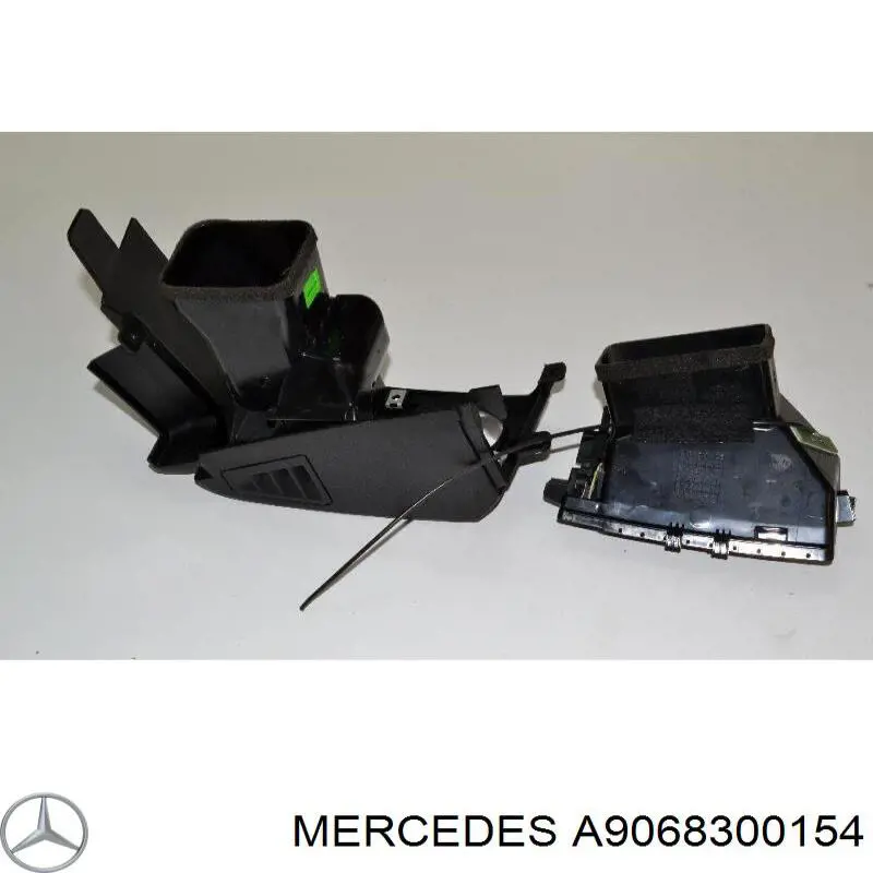 Grelha direita de ventilação de salão no "painel de instrumentos" A9068300154 Mercedes