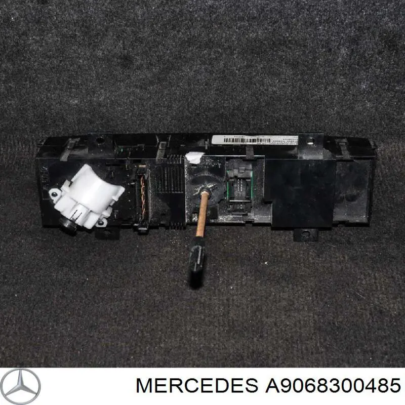 A9068300485 Mercedes Unidade de controlo dos modos de aquecimento/condicionamento