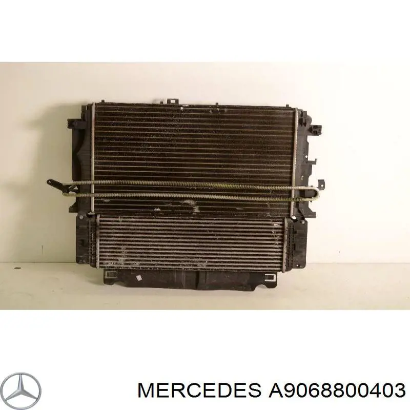 A9068800403 Mercedes Suporte do radiador montado (painel de montagem de fixação das luzes)