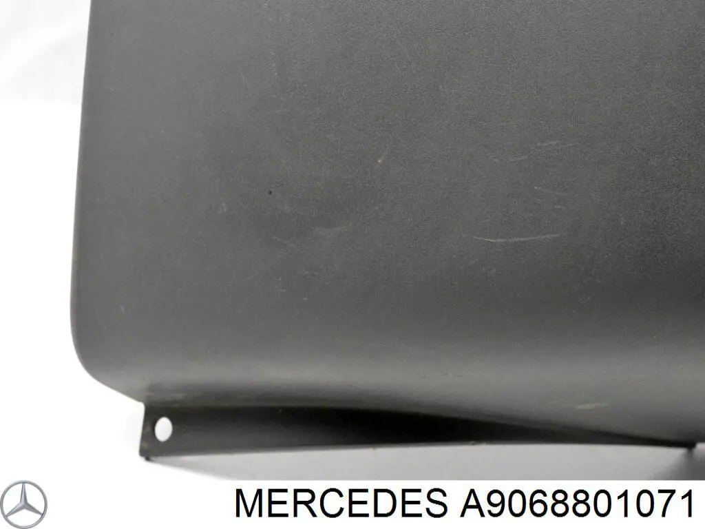 A9068801071 Mercedes Pára-choque traseiro, parte esquerda