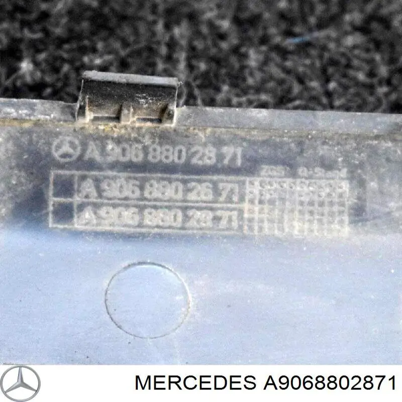 Compre A9068802871 Mercedes Placa sobreposta do pára-choque traseiro esquerdo