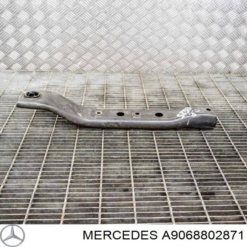 Placa sobreposta do pára-choque traseiro esquerdo Mercedes A9068802871 preço, a partir de 11,84 USD