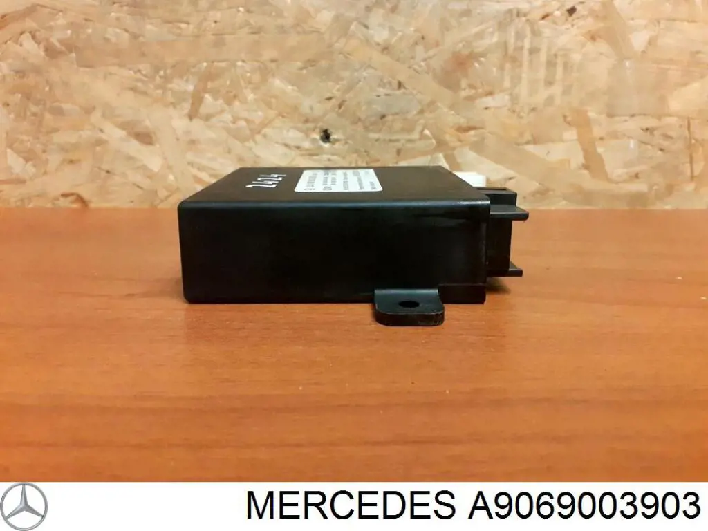 A9069003903 Mercedes Módulo de direção (Centralina eletrônica) da Caixa Automática de Mudança eletrônica