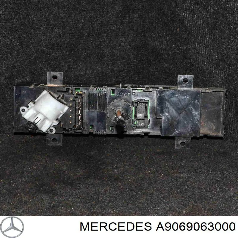Unidade de controlo dos modos de aquecimento/condicionamento Mercedes A9069063000 preço, a partir de 173,66 USD