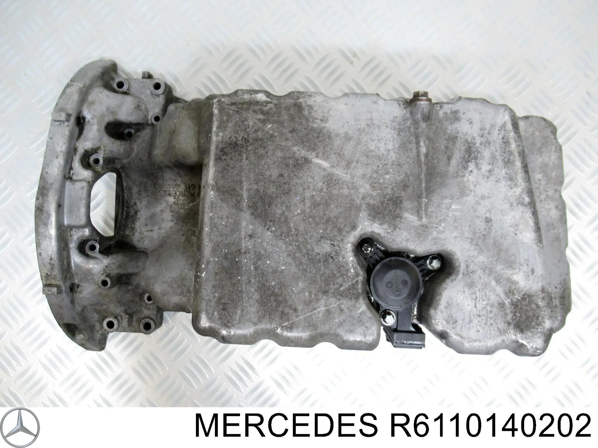 A6110100213 Mercedes Panela de óleo de cárter do motor