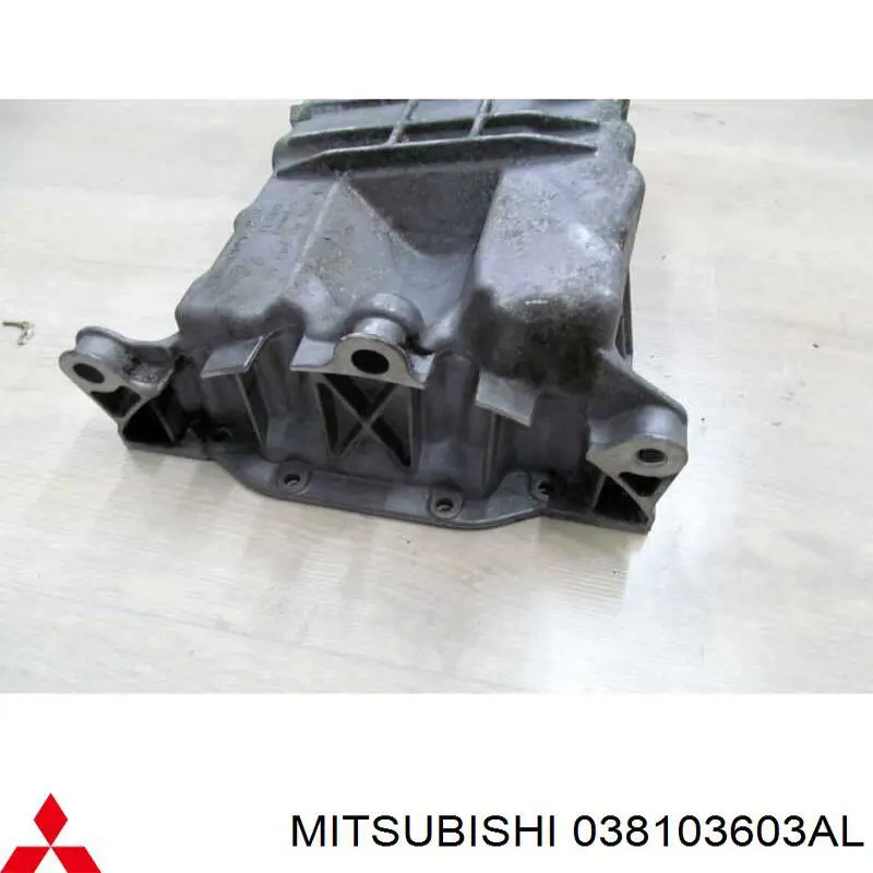 MN980016 Mitsubishi Panela de óleo de cárter do motor