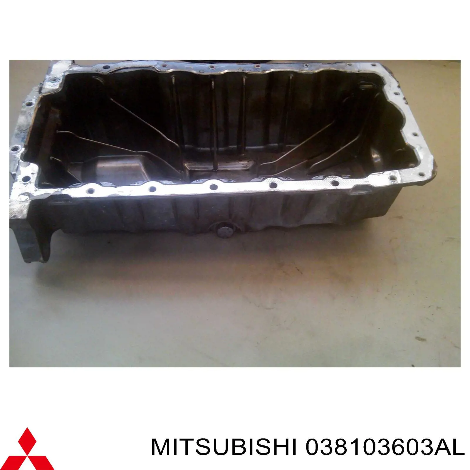 Panela de óleo de cárter do motor Mitsubishi MN980016 preço, a partir de 103,90 USD