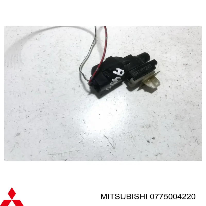 0775004220 Mitsubishi Sensor de temperatura do meio ambiente