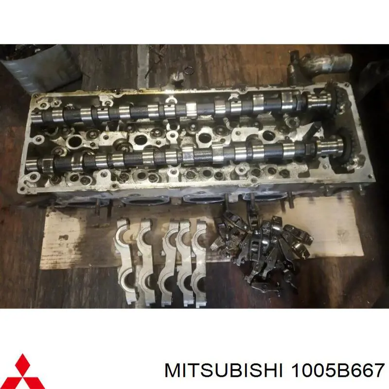 1005B667 Mitsubishi Cabeça de motor (CBC)