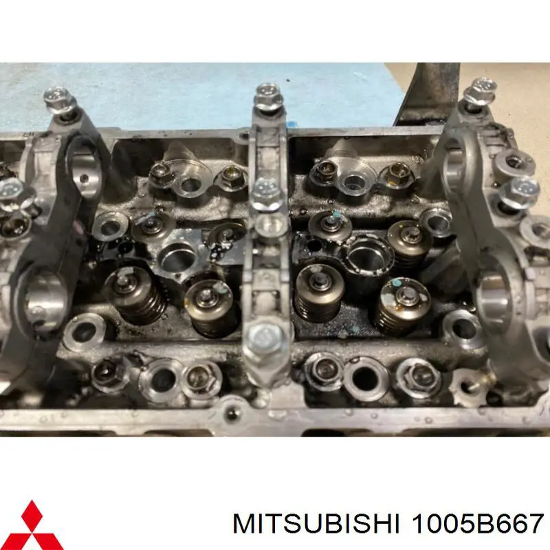 Cabeça de motor (CBC) Mitsubishi 1005B667 preço, a partir de 2015,84 USD