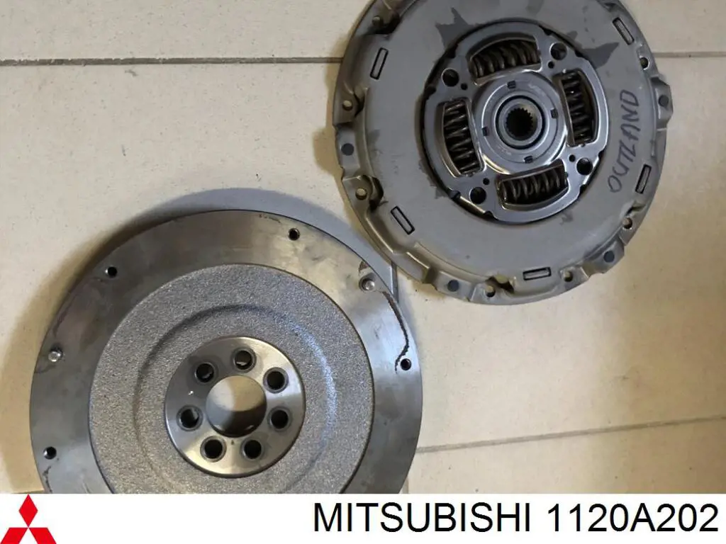 Volante de motor Mitsubishi 1120A202 preço, a partir de 810,90 USD