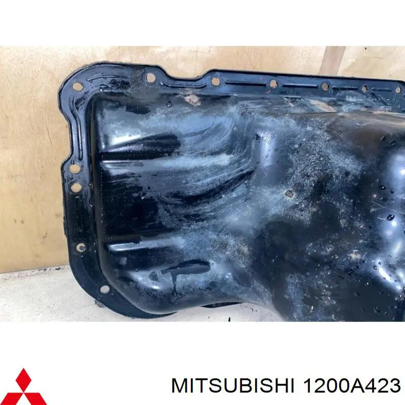 Compre 1200A423 Mitsubishi Panela de óleo de cárter do motor