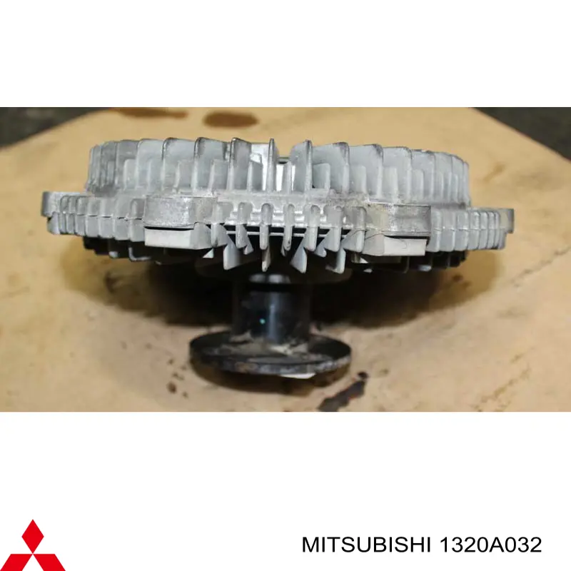 Acoplamento viscoso de ventilador de esfriamento Mitsubishi 1320A032 preço, a partir de 216,38 USD