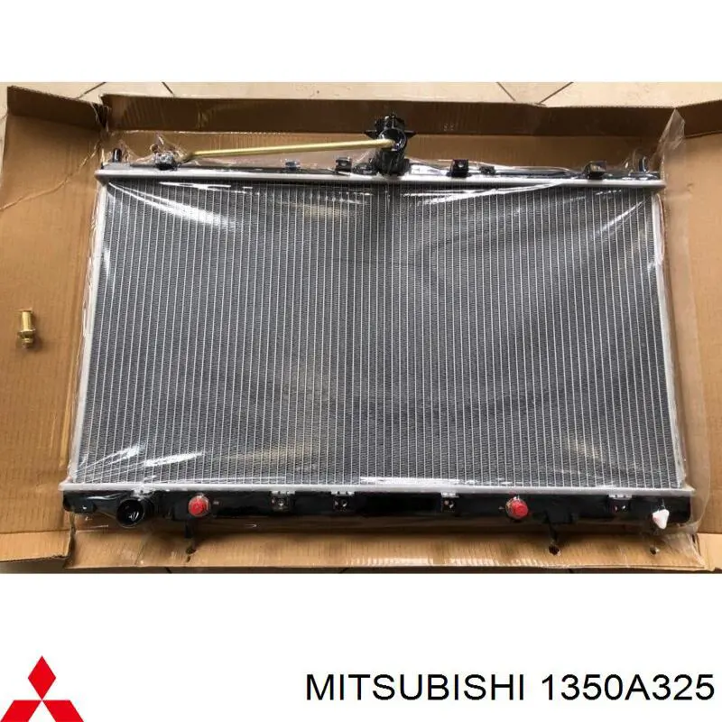Radiador de esfriamento de motor Mitsubishi 1350A325 preço, a partir de 44,11 USD