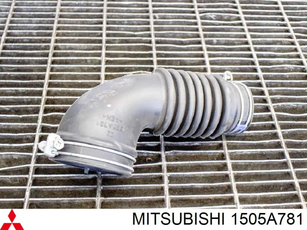 1505A781 Mitsubishi Cano derivado de ar, saída de filtro de ar