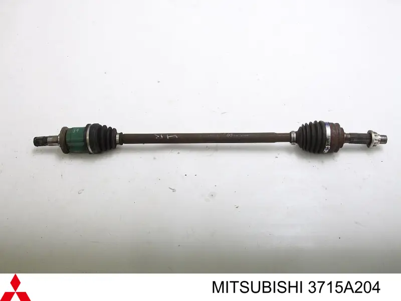 3715A204 Mitsubishi Semieixo traseiro direito