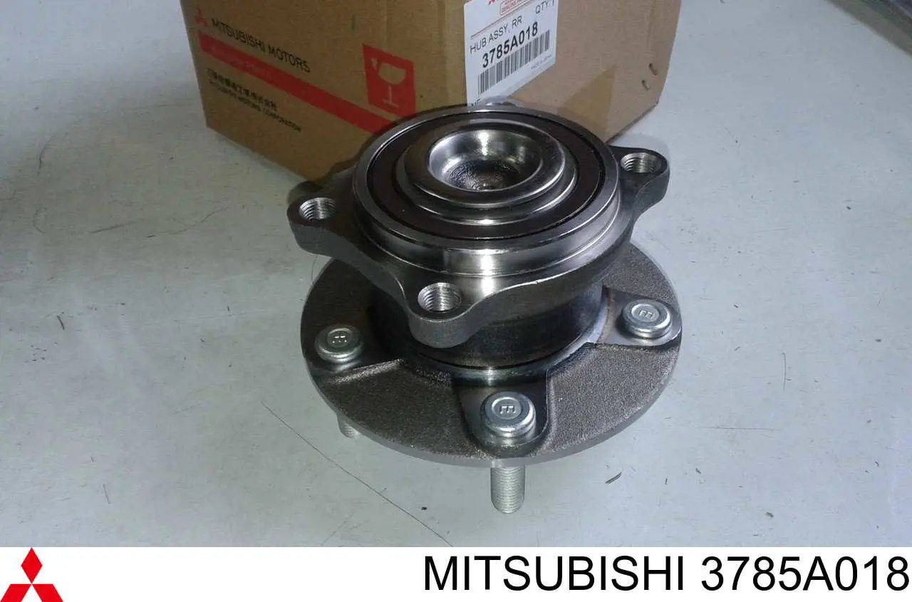 3785A018 Mitsubishi Cubo traseiro