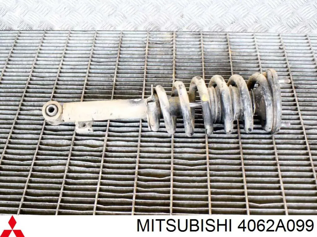 Amortecedor dianteiro Mitsubishi 4062A087 preço, a partir de 111,15 USD
