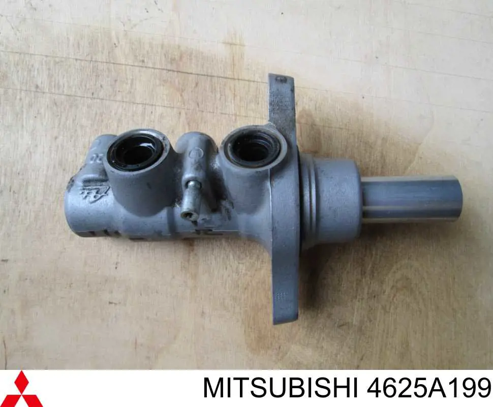 Cilindro mestre do freio Mitsubishi 4625A199 preço, a partir de 103,90 USD