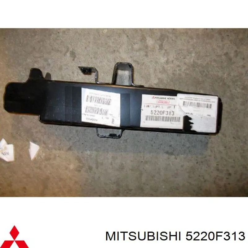 Consola (adaptador) de fixação da luz dianteira esquerda Mitsubishi 5220F313 preço, a partir de 26,15 USD