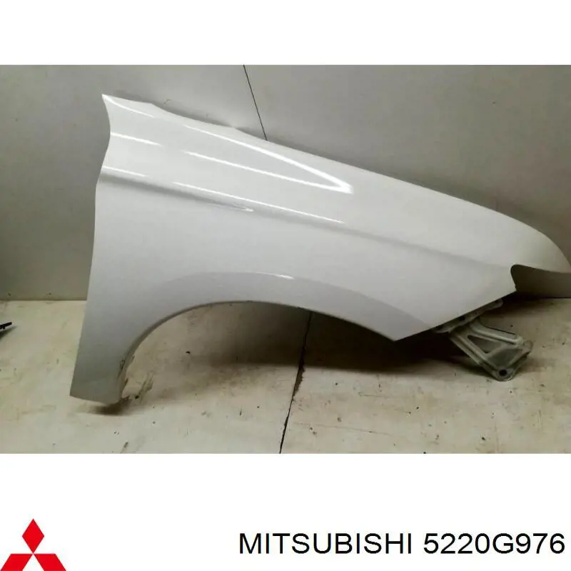 5220G976 Mitsubishi Pára-lama dianteiro direito