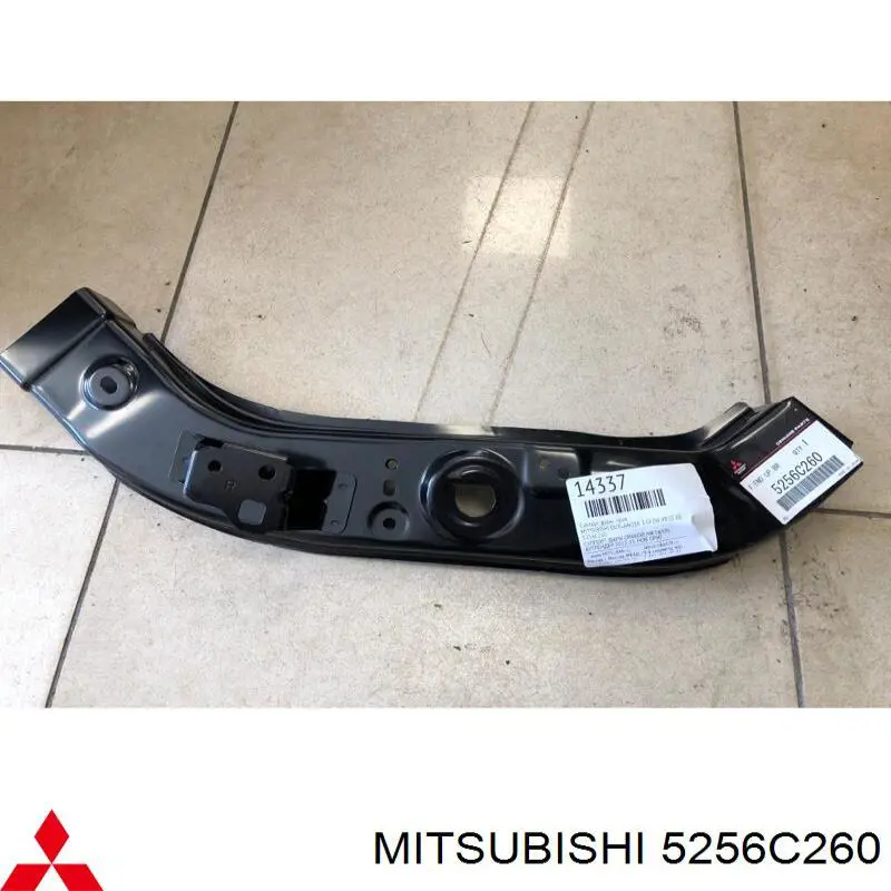 Suporte direito do radiador (painel de montagem de fixação das luzes) Mitsubishi 5256C260 preço, a partir de 50,29 USD