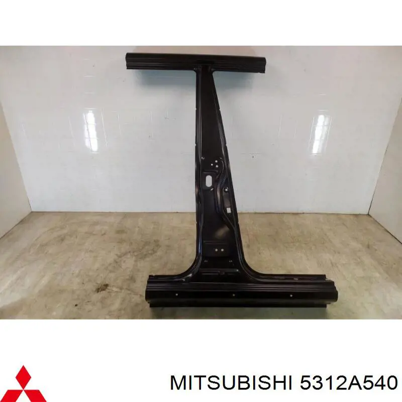 5312A540 Mitsubishi Montante central direito de carroçaria