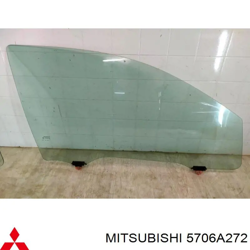 Vidro da porta dianteira direita Mitsubishi 5706A582 preço, a partir de 78,68 USD