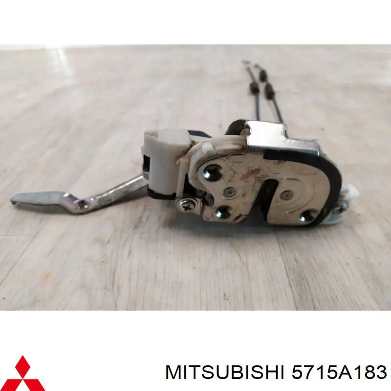 Fecho da porta dianteira esquerda Mitsubishi 5715A183 preço, a partir de 95,34 USD