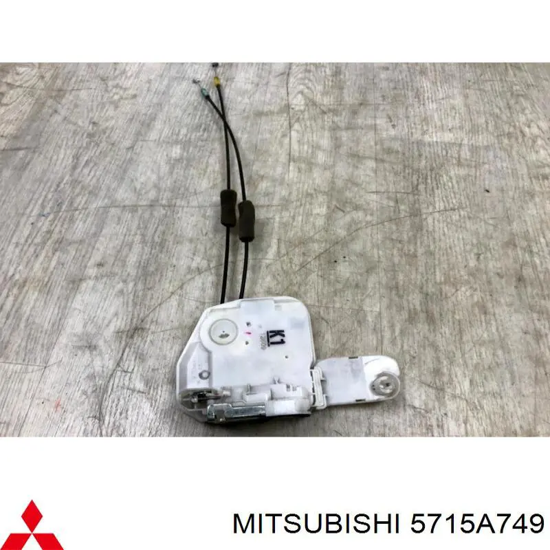 Fecho da porta dianteira esquerda Mitsubishi 5715A749 preço, a partir de 98,75 USD