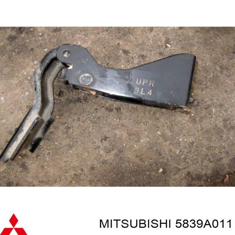 5839A011 Mitsubishi Consola da roda de recambio
