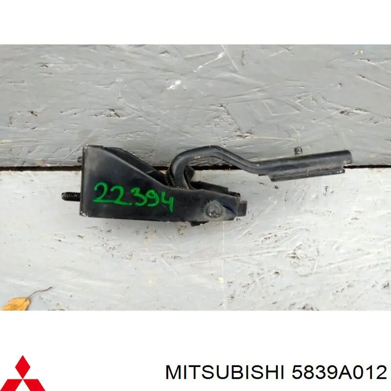 5839A012 Mitsubishi Consola da roda de recambio