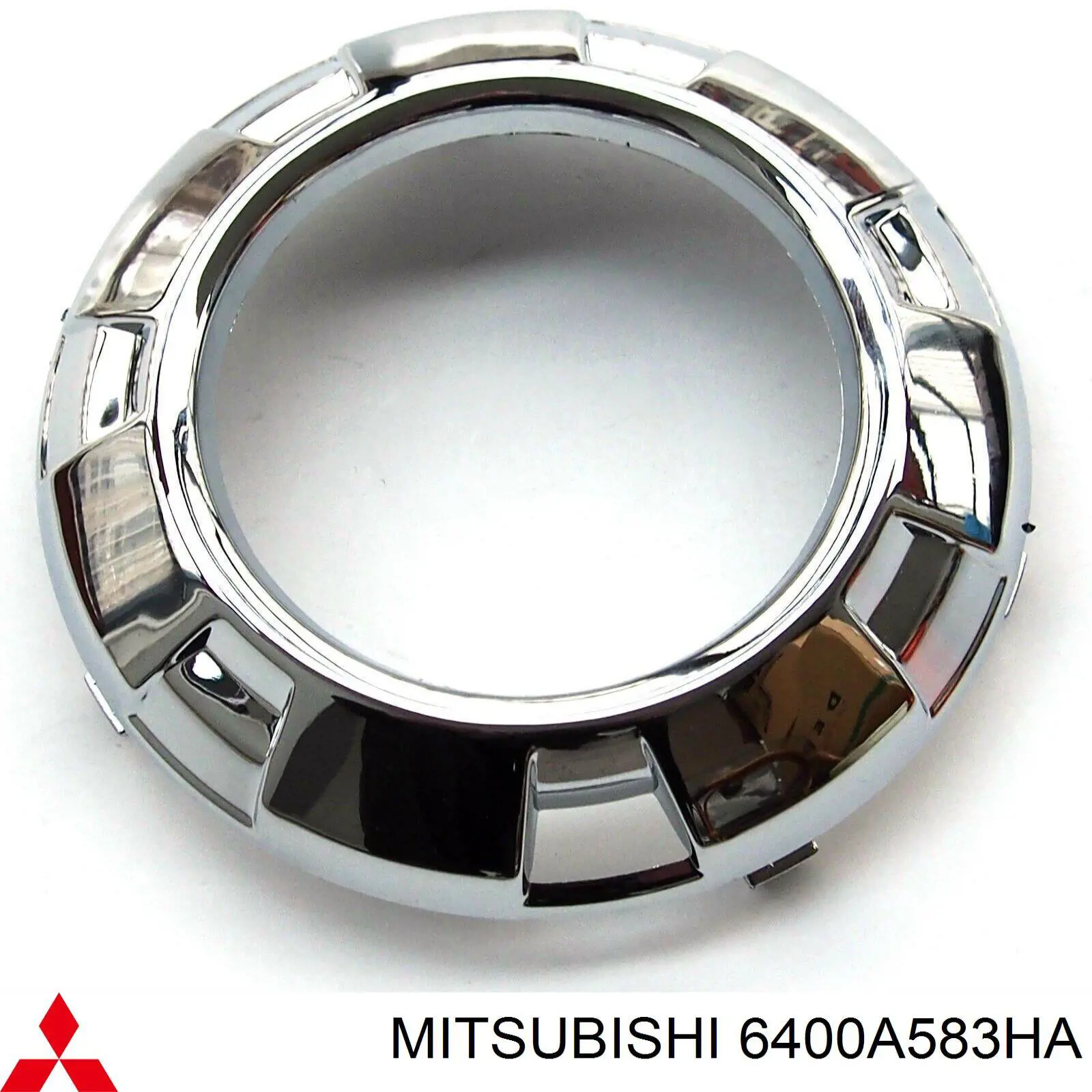 6400A583HA Mitsubishi Borda (orla) das luzes de nevoeiro