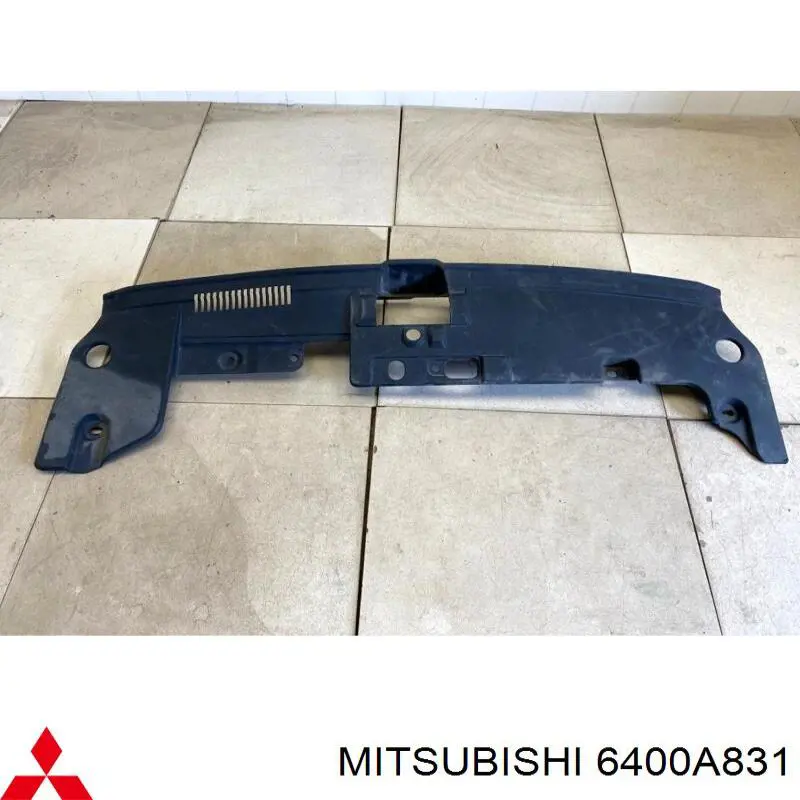 Conduto de ar/defletor do radiador, superior Mitsubishi 6400A831 preço, a partir de 16,98 USD