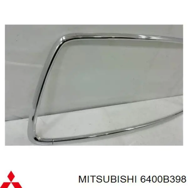 6400B398 Mitsubishi Placa sobreposta (carcaça) de grelha do radiador