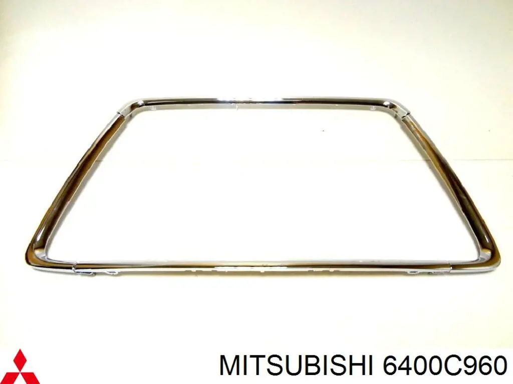 6400C960 Mitsubishi Placa sobreposta (carcaça) de grelha do radiador