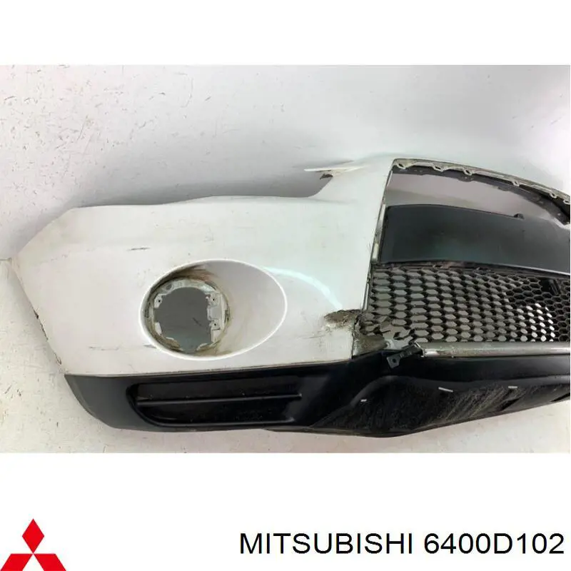 Compre 6400D102 Mitsubishi Pára-choque dianteiro