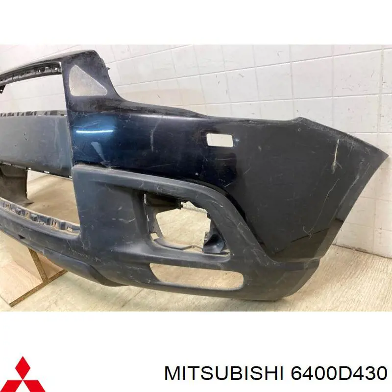 Compre 6400C951BA Mitsubishi Pára-choque dianteiro